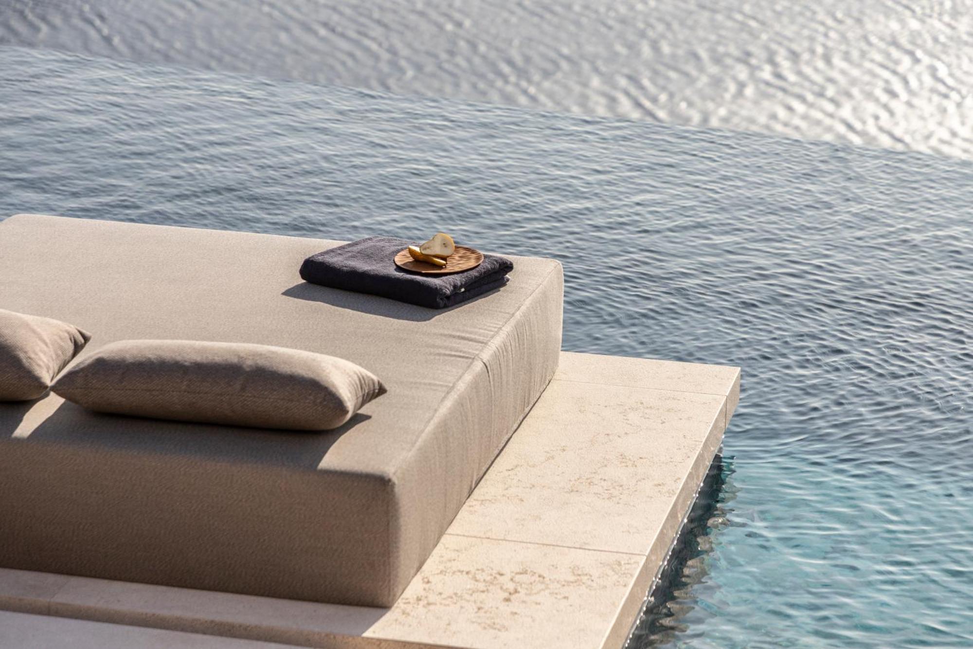 The Skyvilla Mykonos - A Landmark Property With Breathtaking Views Of The Psarou Bay Mykonos Town Luaran gambar